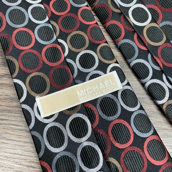 Michael Kors Black w/ Red & Tan Dot Pattern Tie - Picture 3 of 4
